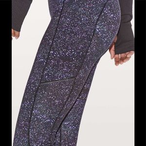 Lululemon Sz 2 Speed Up Galaxy Crop